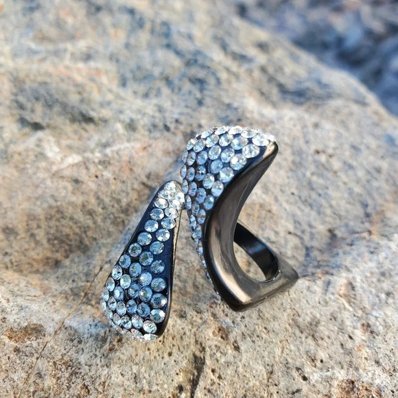 DIVA Black Ion Plated Stainless Steel Ring - sz 5 to 5.5 - Picture 3 of 7